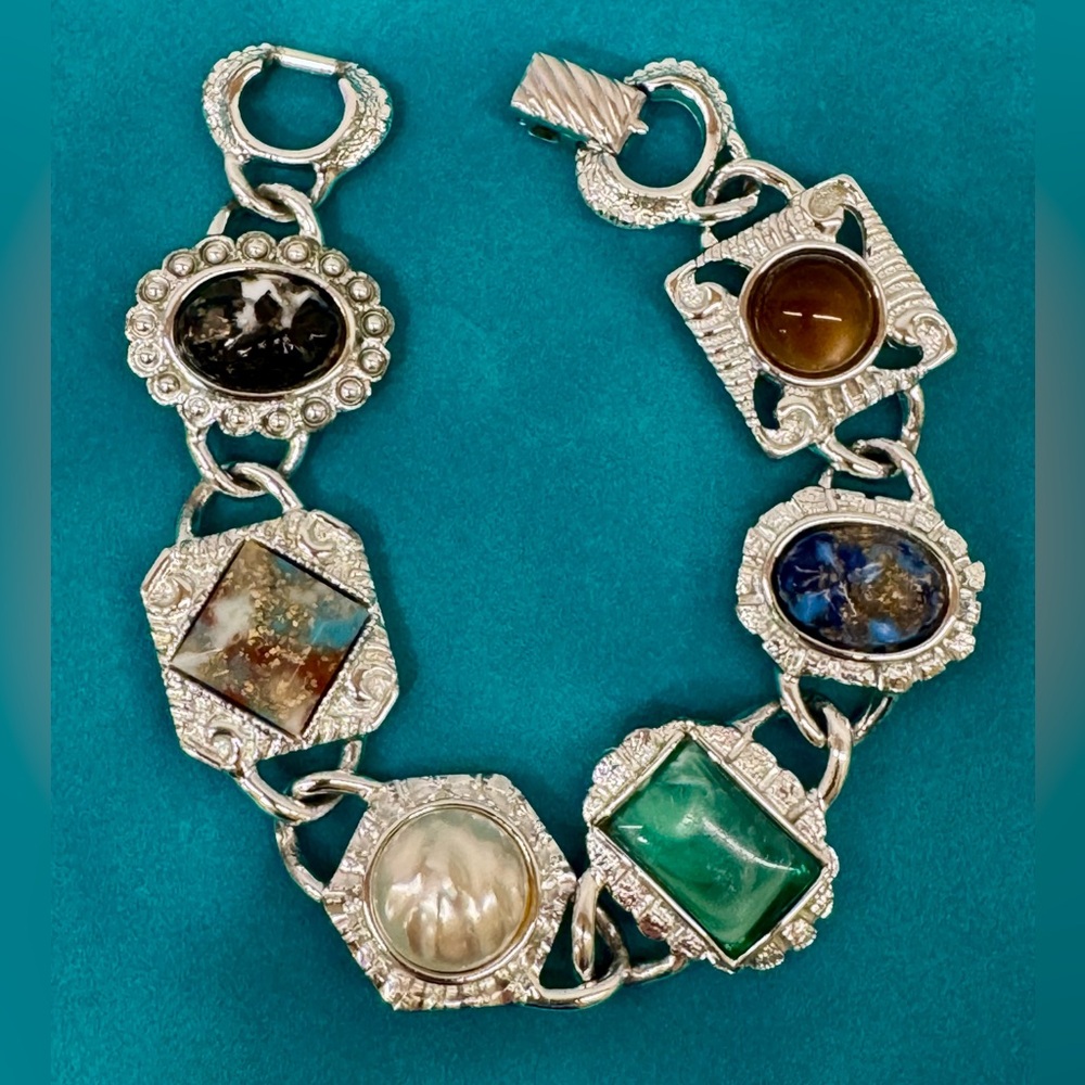 🌈 70-80’s Vintage Sarah Coventry Faux Gemstone Silver-Tone Link Bracelet